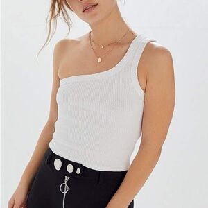 NWT Urban Outfitters Ribbed One-Shoulder Tank Top in White - Size Medium